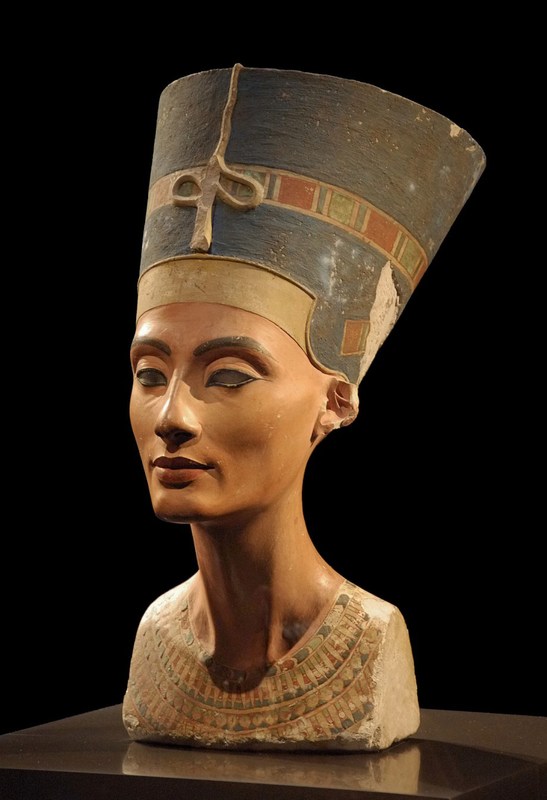 Bust of Nefertiti.jpeg